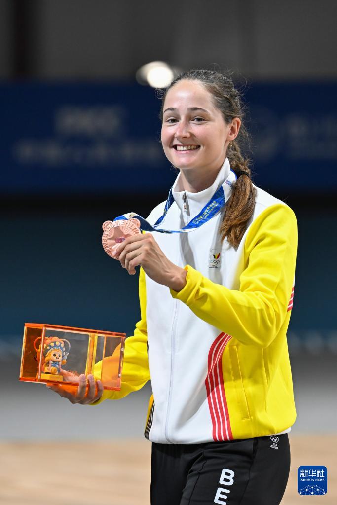 选手瓦努特, 亚军法国选