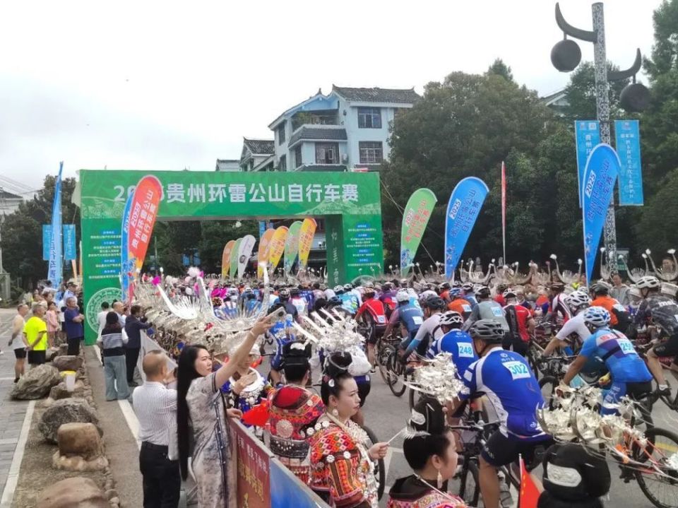 其中 其中