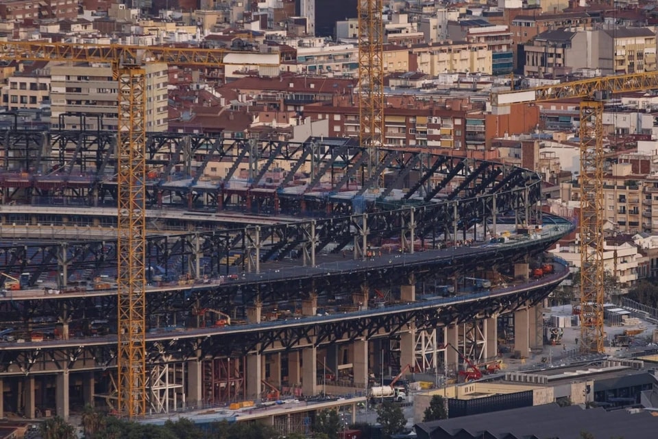 回到诺坎普, 赛季揭幕友 回到诺坎普, 赛季揭幕友