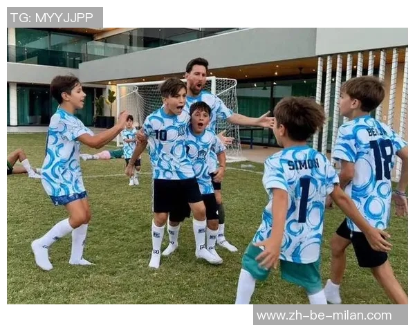 球星日常街头足球穿搭解析展现运动与时尚完美融合魅力