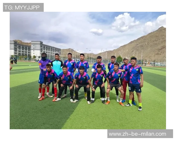 如何通过踢足球提升技巧并成功抢到球星的青睐与机会